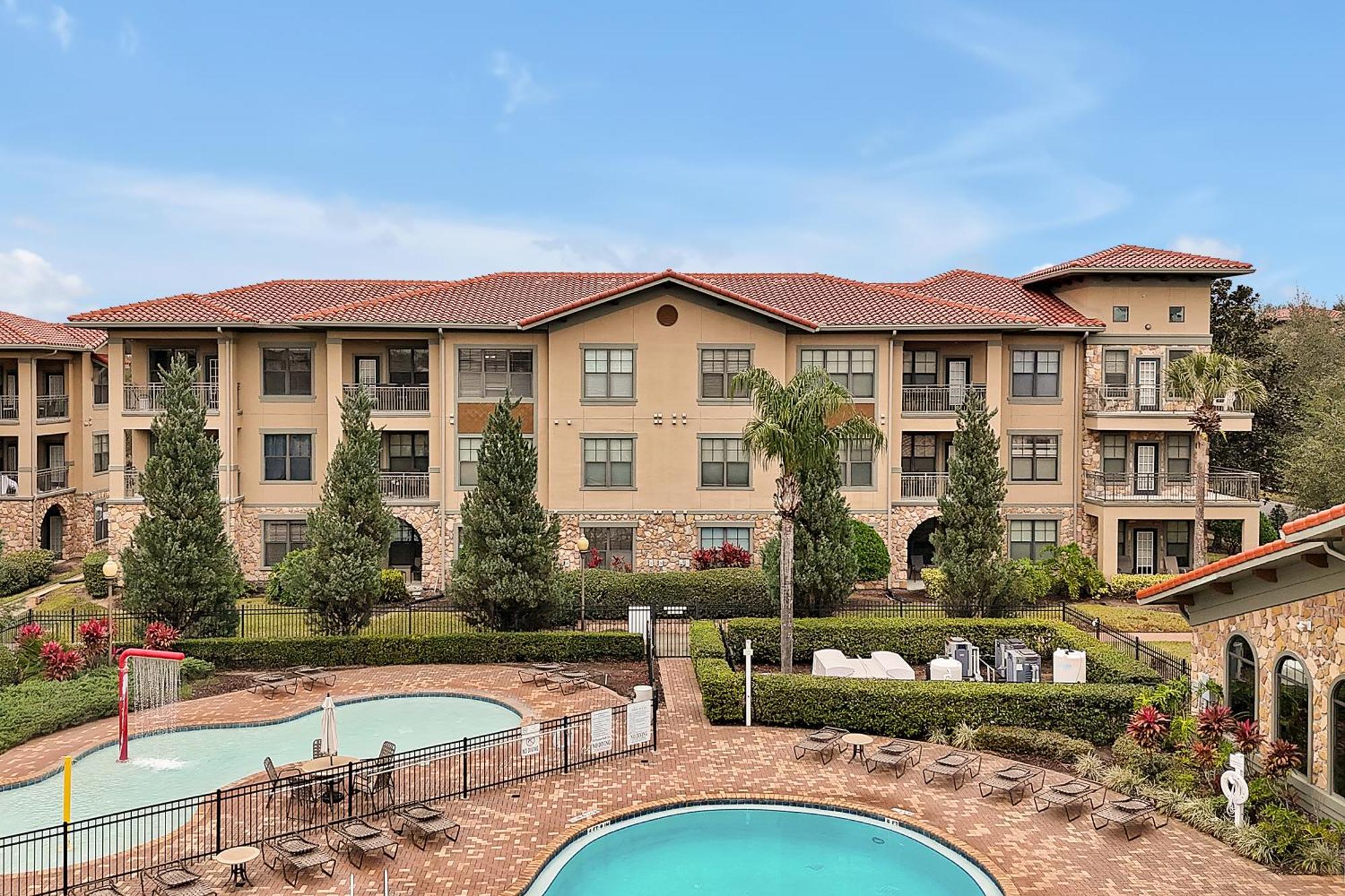 Bella Piazza - - 9 Miles From Appartement Davenport